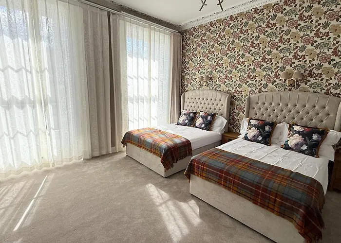 Armadillo Guest House- Adults Only *