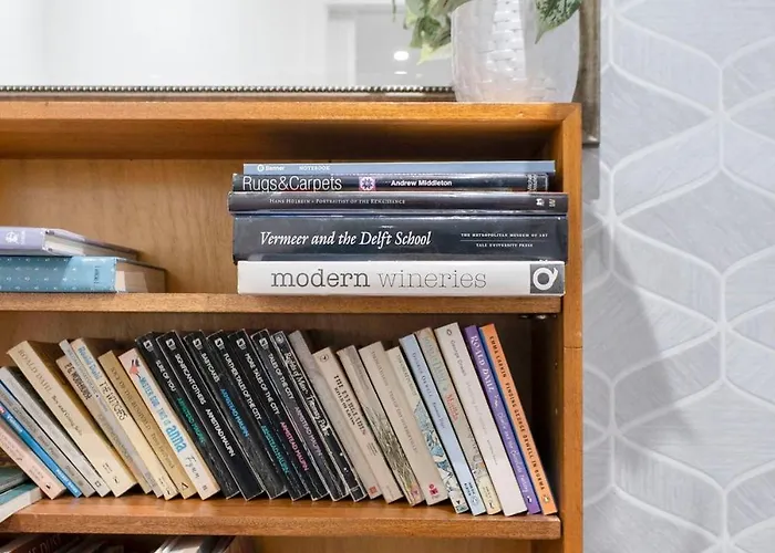 Leith's Bright Abode شقة إدنبرة