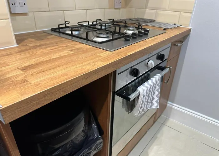 Centre Ground Floor 3 Bedroom אדינבורו