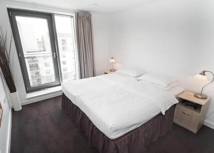 Ocean Serviced 4* Edinburgh