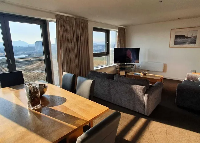 Ocean Serviced 4* Edinburgh