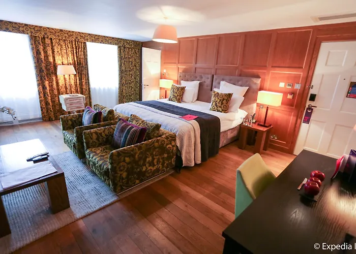 Tigerlily Hotel 4*