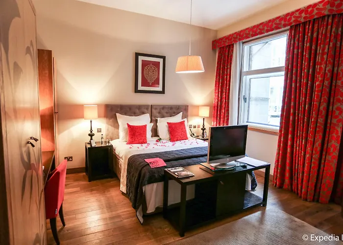 Tigerlily Hotel