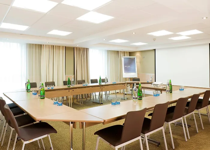 Novotel Park 4* Edinburgh