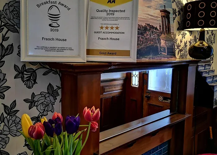 Guest house Fraoch House 4*