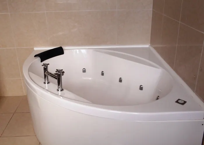 Victoria Park House *