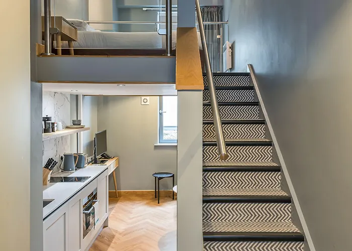 アパート Km エディンバラ