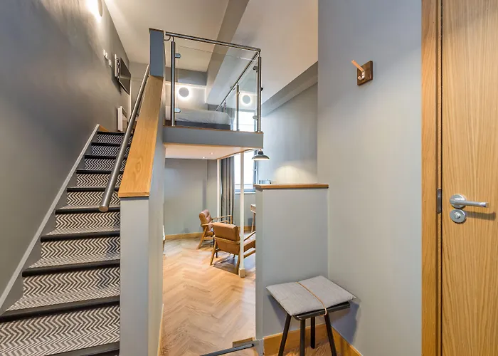 Km エディンバラ