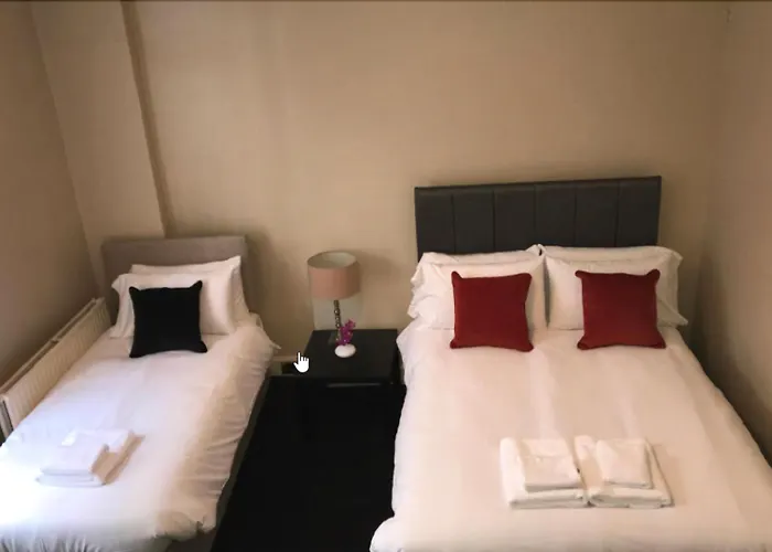 Edinburgh Central Rooms Гостевой дом