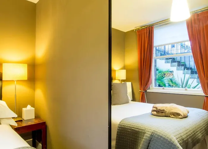 Six Brunton Place Oda ve Kahvaltı Edinburgh