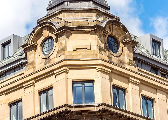 One Edinburgh-princes Отель 3*