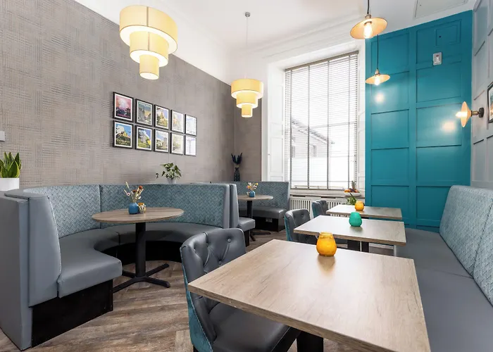 28 York Place 3* Edinburgh