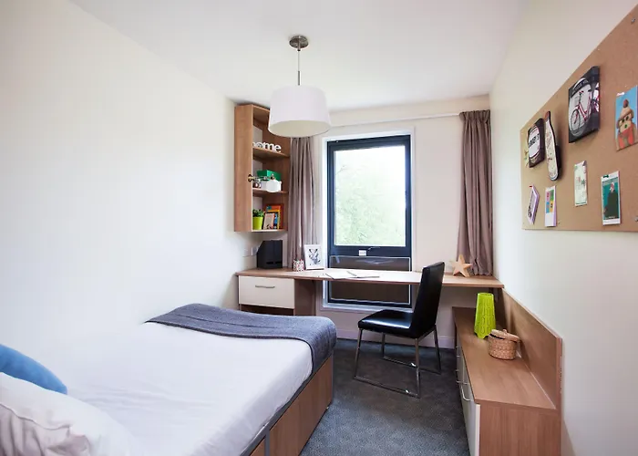 Unite Students - Chalmers Street - The Meadows Aparthotel 2*