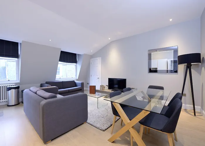 Destiny Scotland - Hill Street * Edimburgo