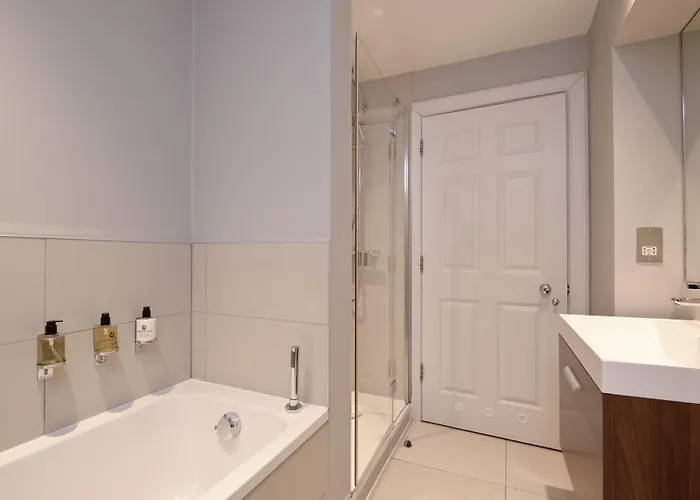 Destiny Scotland - Hill Street *