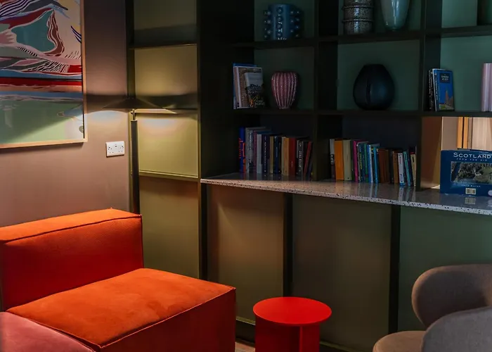 Destiny Student - Burnet Point Εδιμβούργο