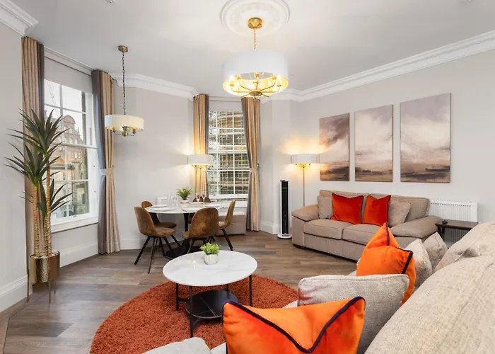 Prime 3 Bed דירה