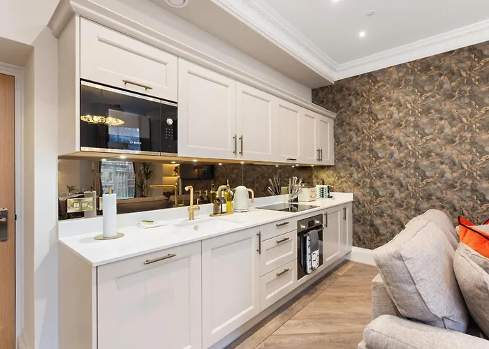 Prime 3 Bed דירה