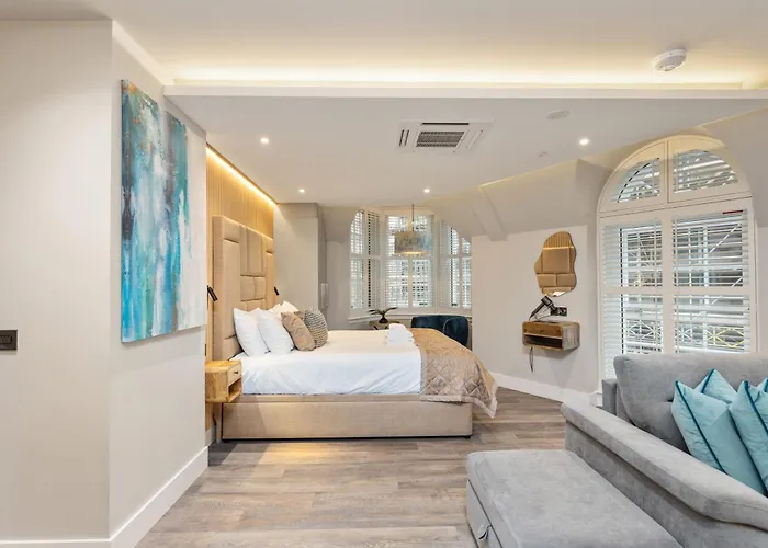 Centre Luxury For 2 דירה *