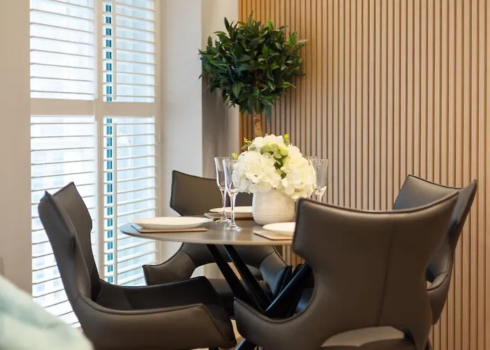 דירה Centre Luxury For 2