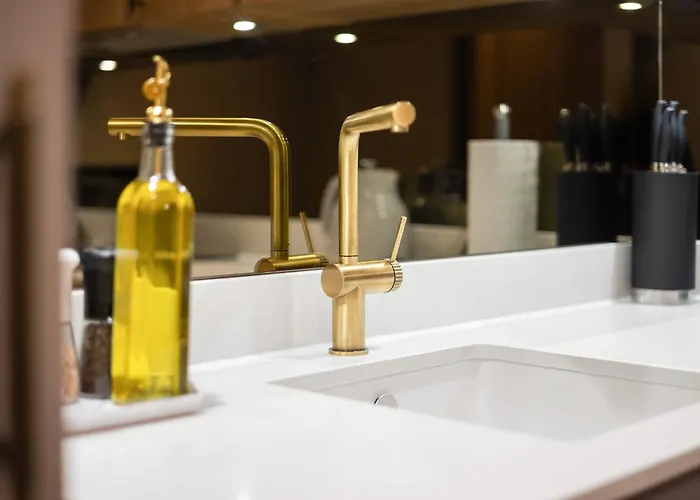 Centre Luxury For 2 דירה *