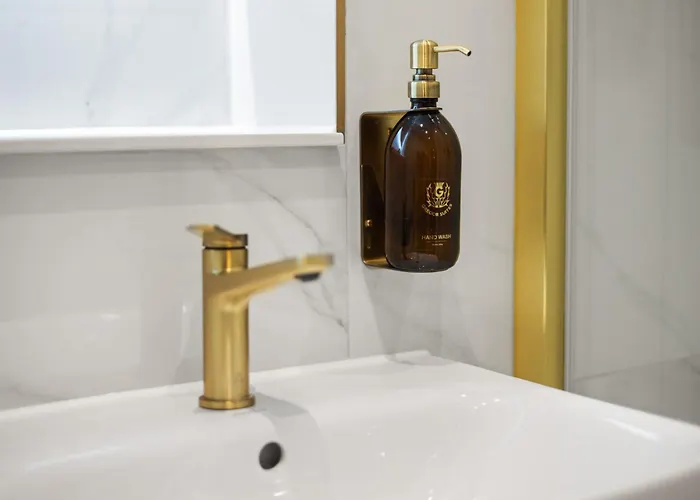 דירה Prime 3 Bed *