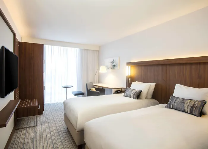 Hotel Courtyard By Marriott West