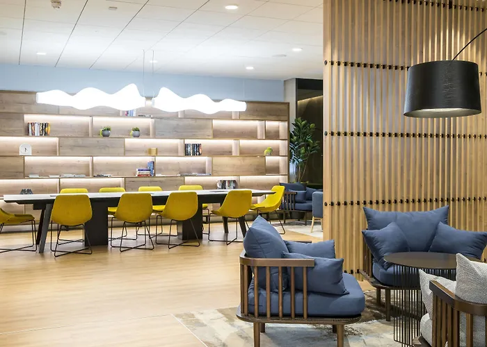 Courtyard By Marriott West Edimburgo