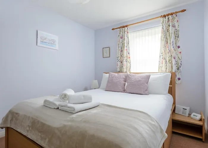 דירה Lovely - Craighouse Gardens