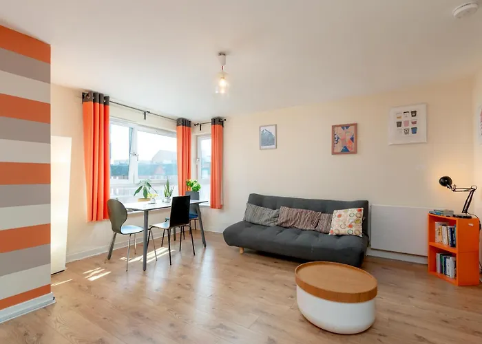 Apartment Modern 2-bdr Flat In - Pass The Keys