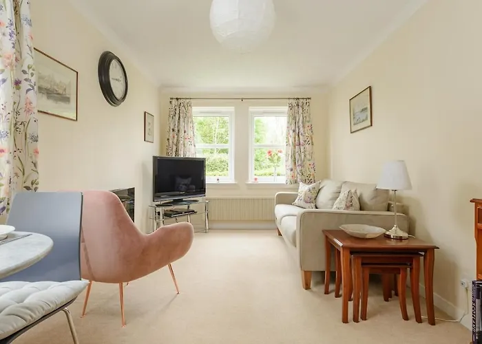 Lovely - Craighouse Gardens אדינבורו