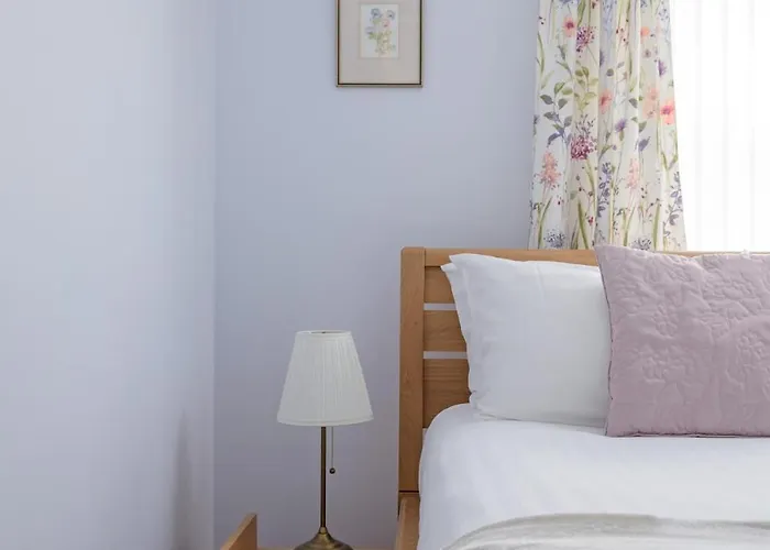 Lovely - Craighouse Gardens אדינבורו