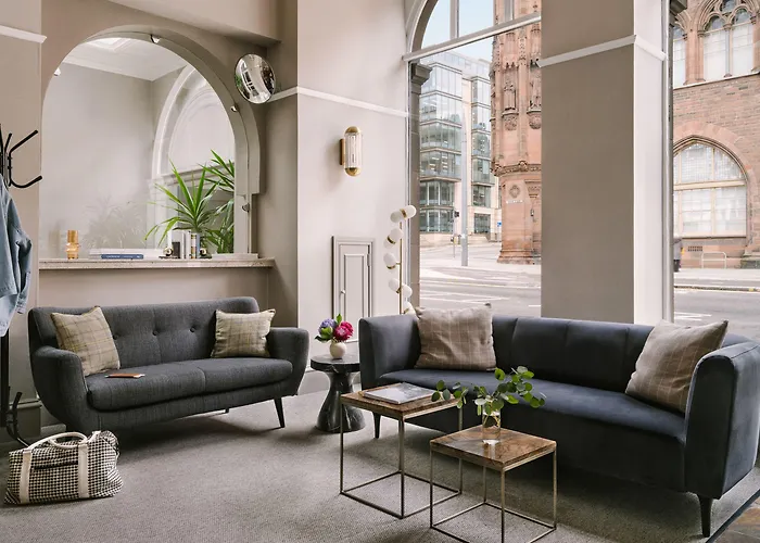 Thistle Royal Garden 4*