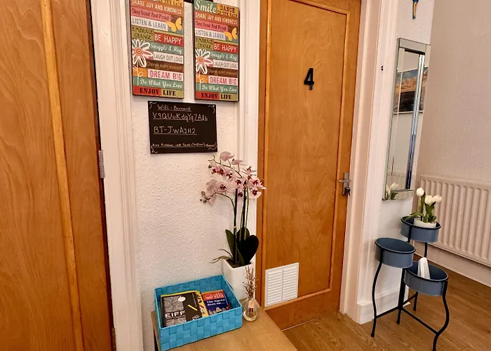 Bernard Apartament Edynburg