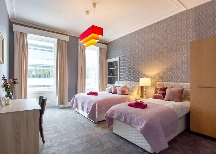 Stunning 2-bed In * Edinburgh
