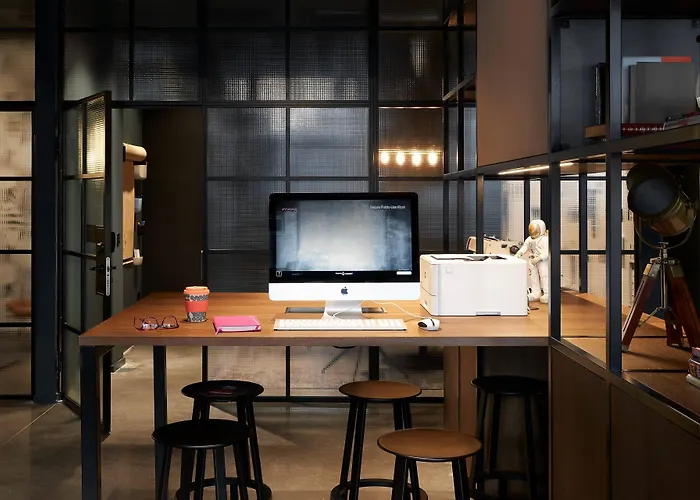 Hotell Moxy 4*