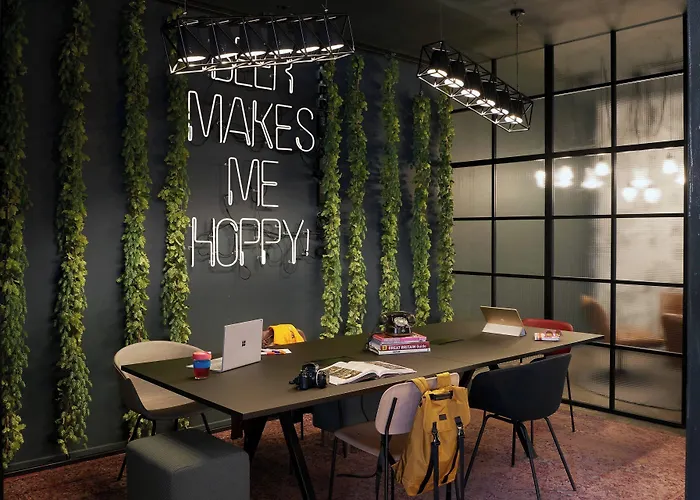 Hotell Moxy Edinburg