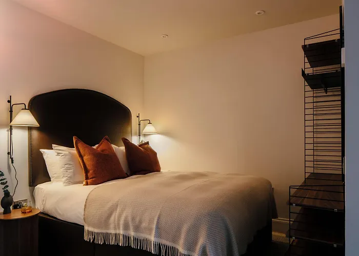 Aparthotel 33 Castle Terrace