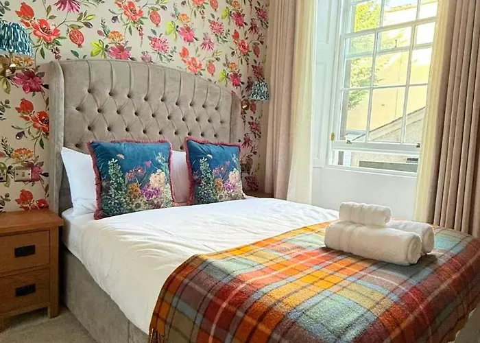 Armadillo Guest House- Adults Only Guest house