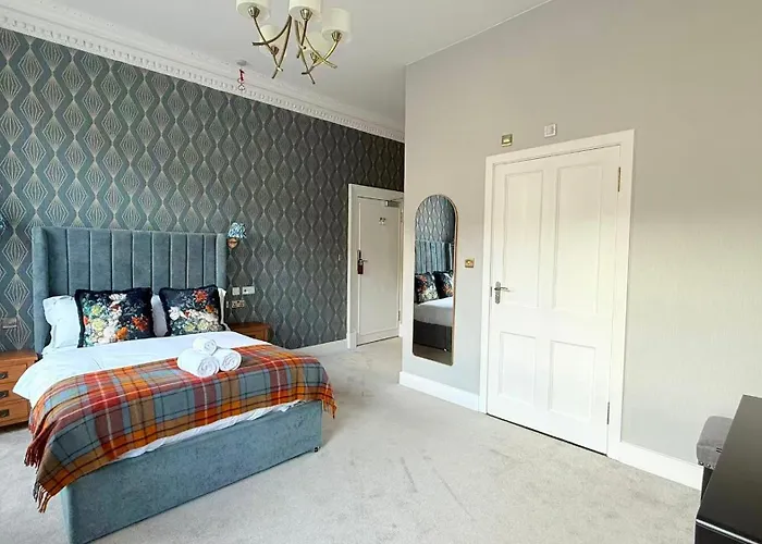 Armadillo Guest House- Adults Only Guest house *