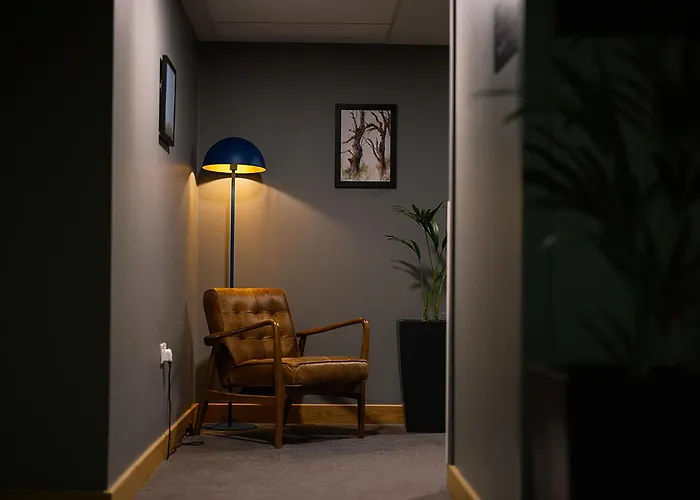 Km * エディンバラ