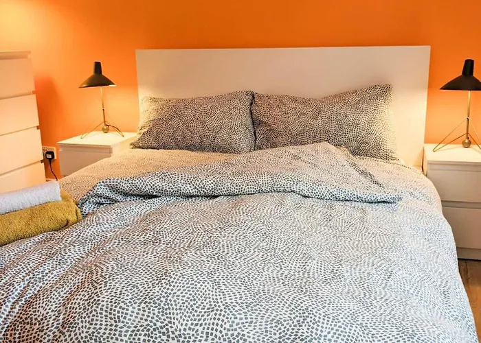 Cosy 2 Bedroom Apartment Edinburgh