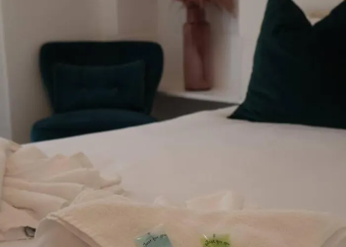 Elegant 3br At Haymarket