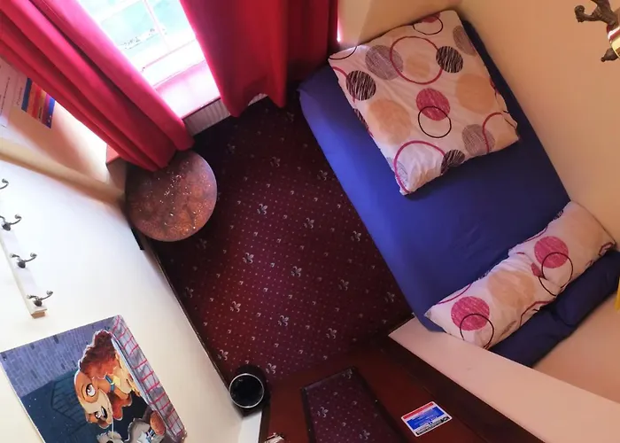 High Street - Over 18s Only, Backpackers Atmosphere (adults Only) Vandrarhem *