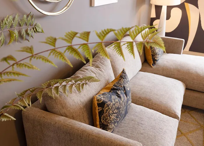 30 Castle Street 3* Edinburgh