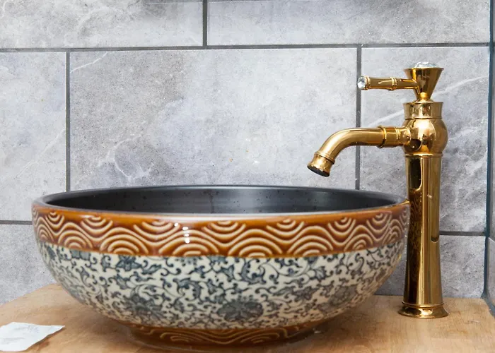 Luxurious Townhouse With Hot Tub 公寓 *