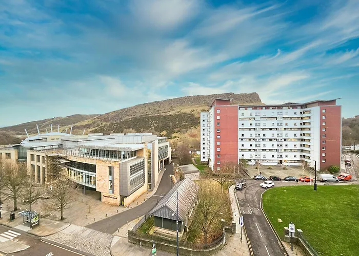 2-bedroom With Free Parking And Stunning Views * Edinburgh