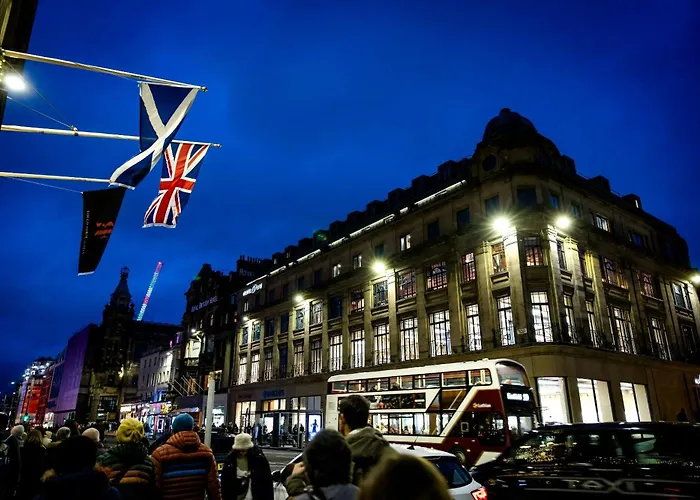 Отель One Edinburgh-princes 3*