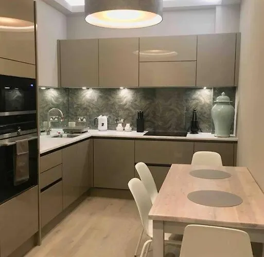 Appartement Hamilton Place - Beautiful And With Private Entrance Sleeps 4 *