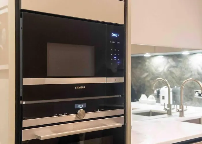 Appartement Hamilton Place - Beautiful And With Private Entrance Sleeps 4